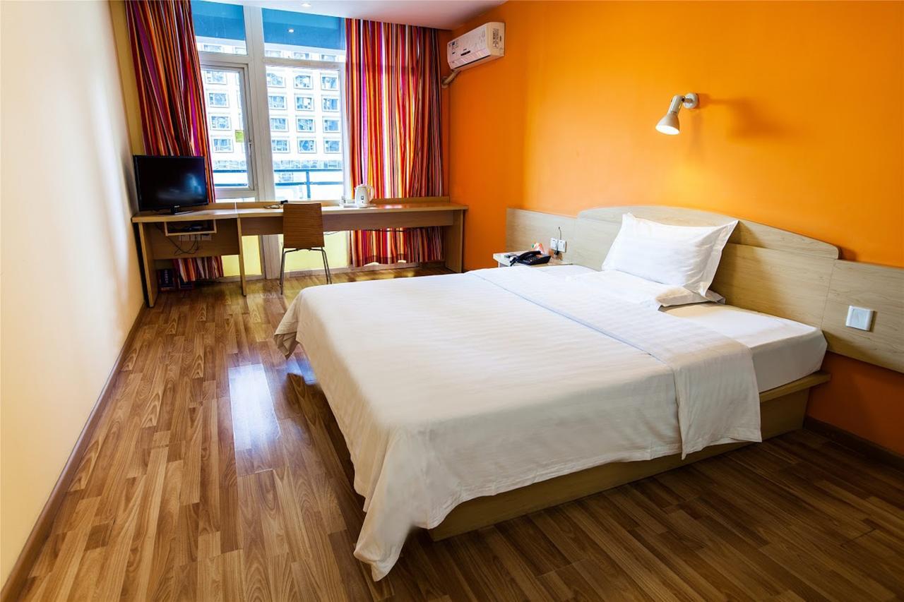 7 Days Inn Yangjiang Xinyue International Studio מראה חיצוני תמונה